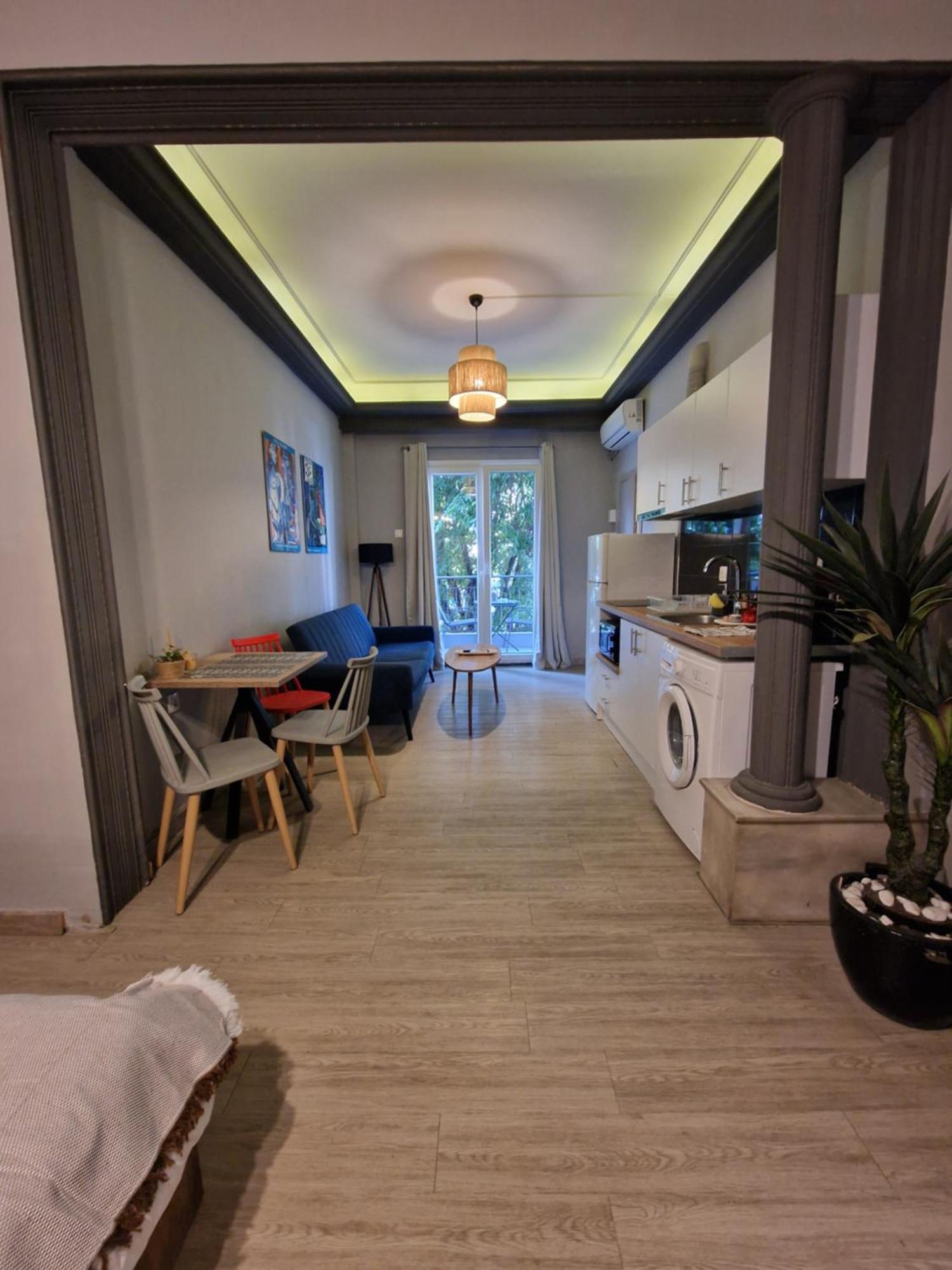 Closer "Egnatia Apartment 1" Thessaloníki Eksteriør bilde