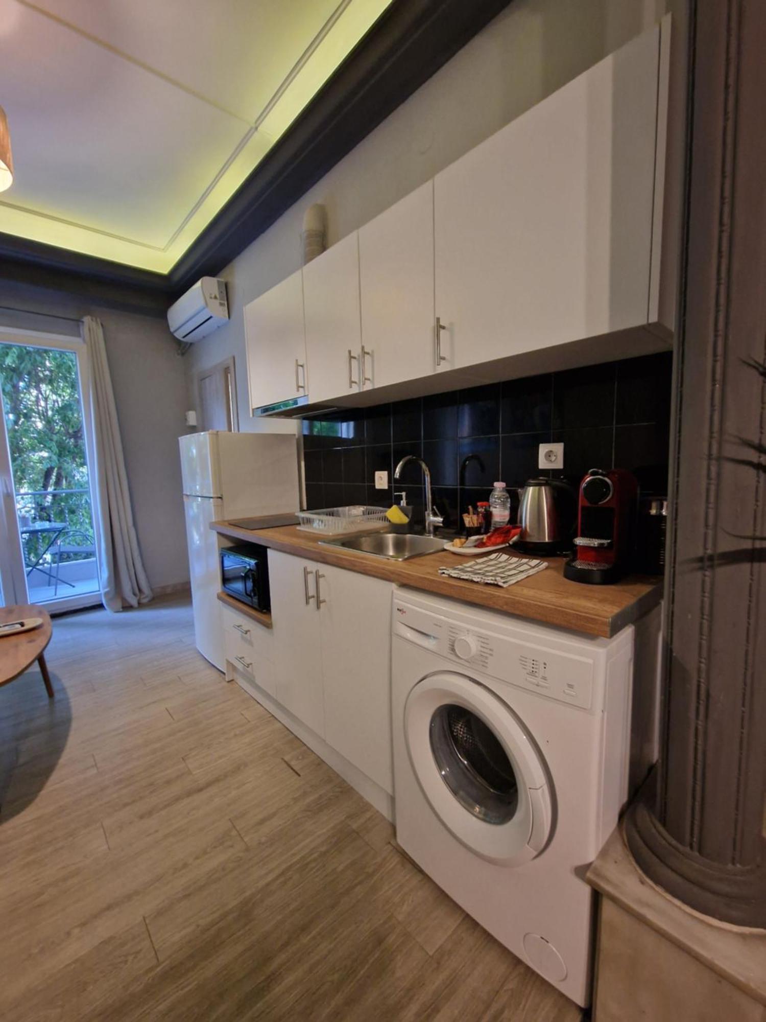 Closer "Egnatia Apartment 1" Thessaloníki Eksteriør bilde